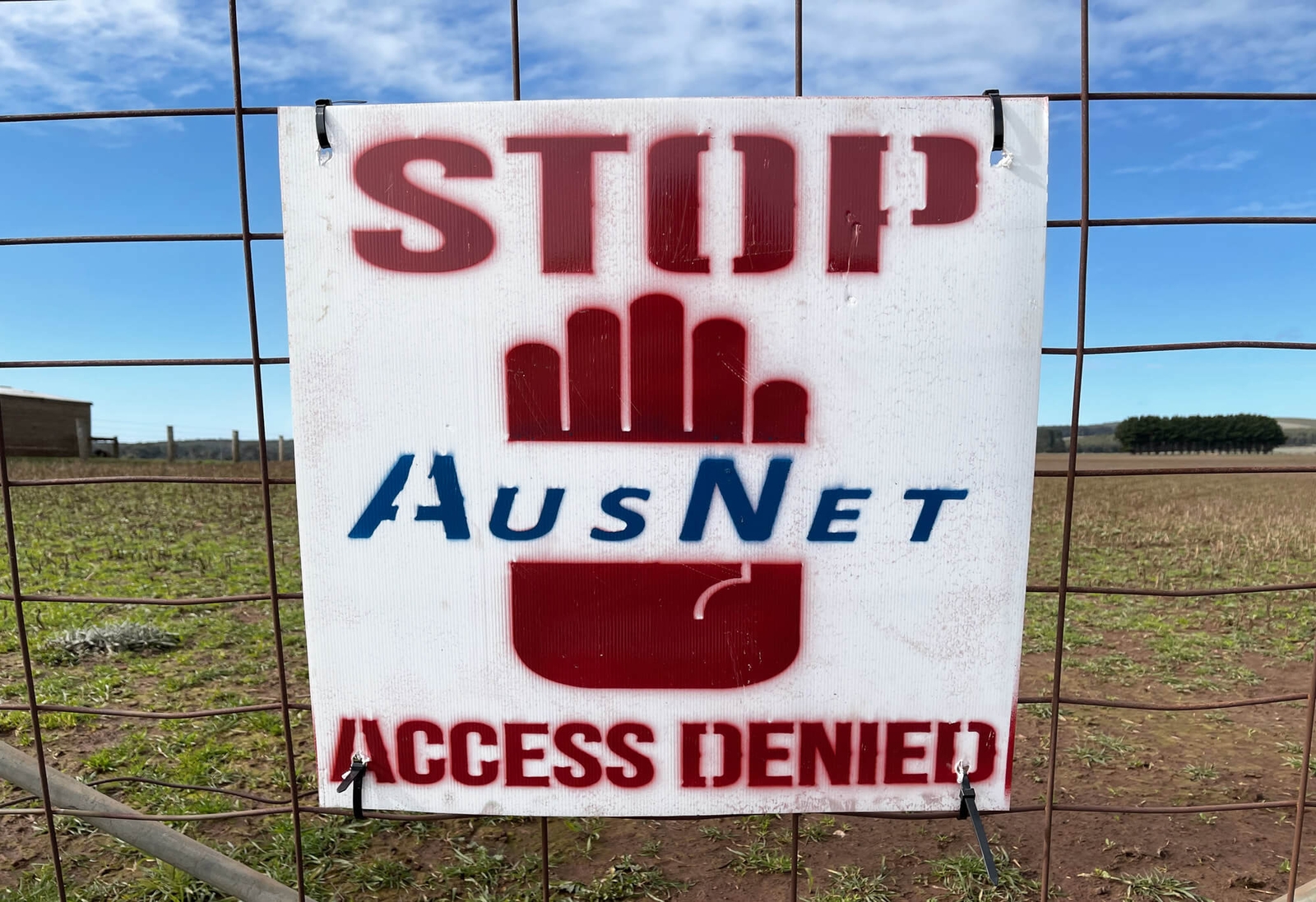 Rural Activism Piss off Ausnet - News Article | Atollon - a design company